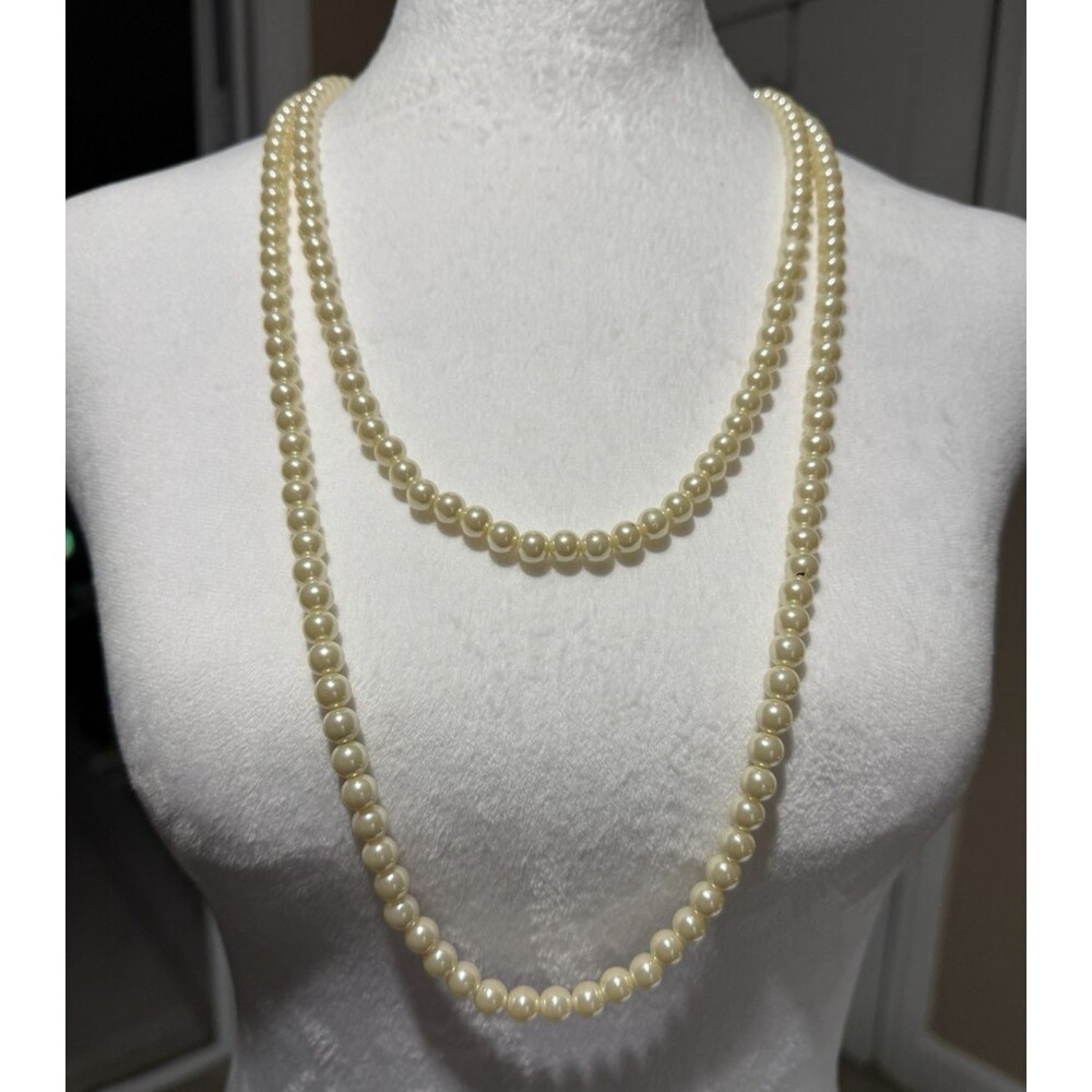 Vintage Avon Faux Pearl Long Flapper Necklace Signed 1990s Chunky Costume Strand